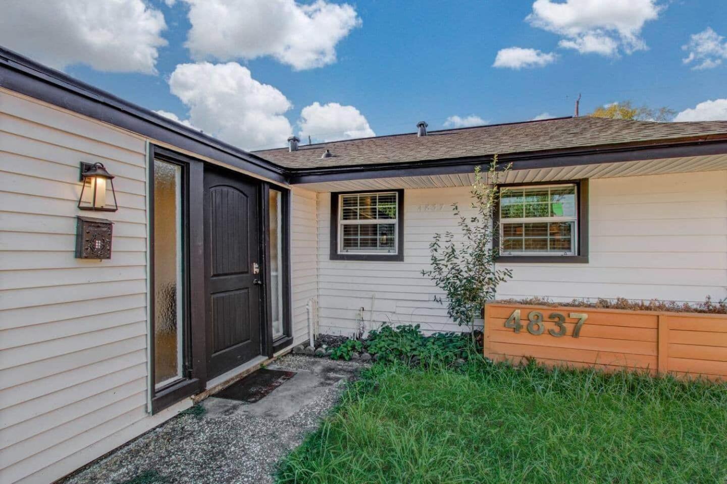 Cozy By Hotspots Houston